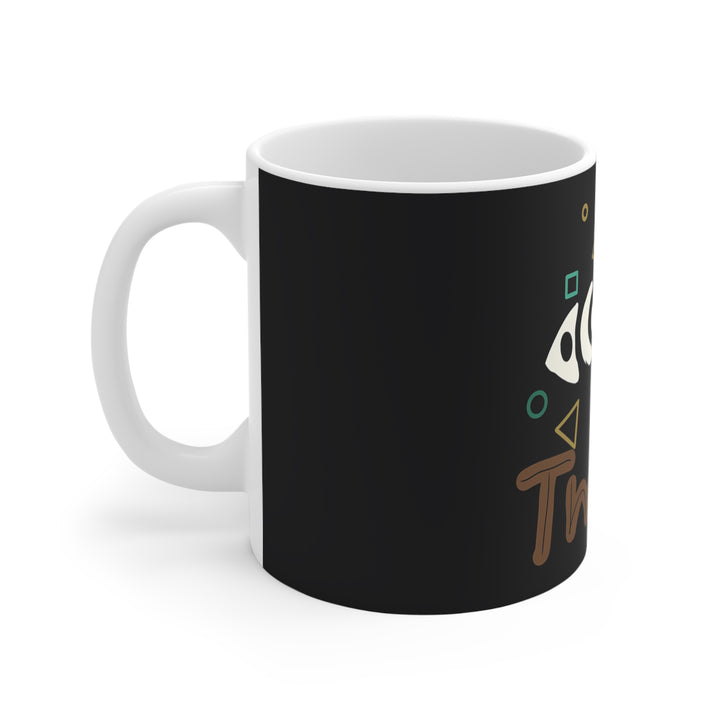 Therian Fish Bone Tasse – Geometrisches Fischskelett mit Schriftzug, Kaffeebecher 0,33 l