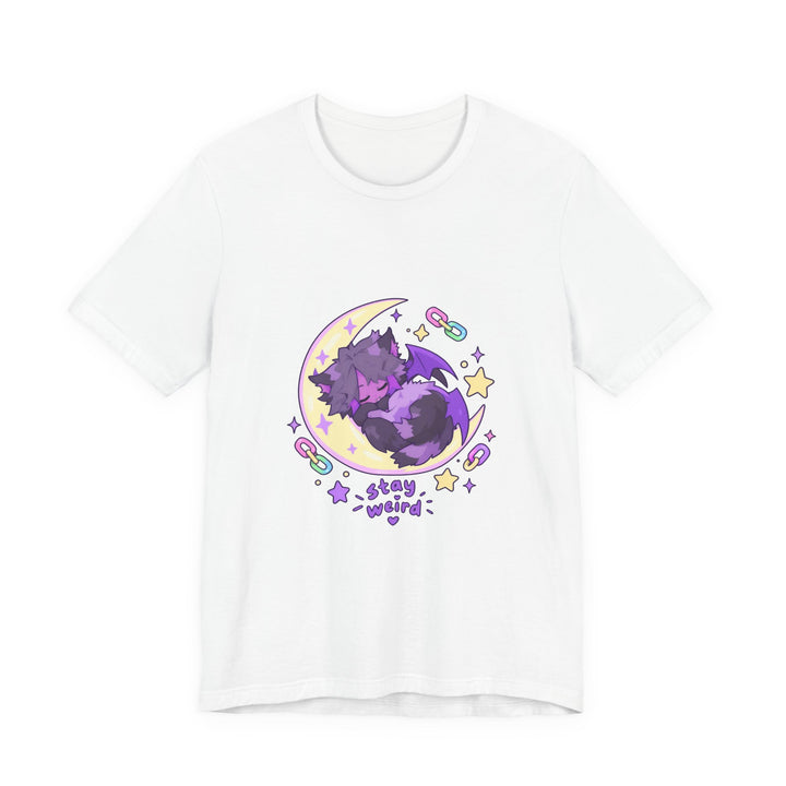 Stay Weird T-Shirt – Schlafendes Fledermaus-Kätzchen auf dem Mond, Pastell