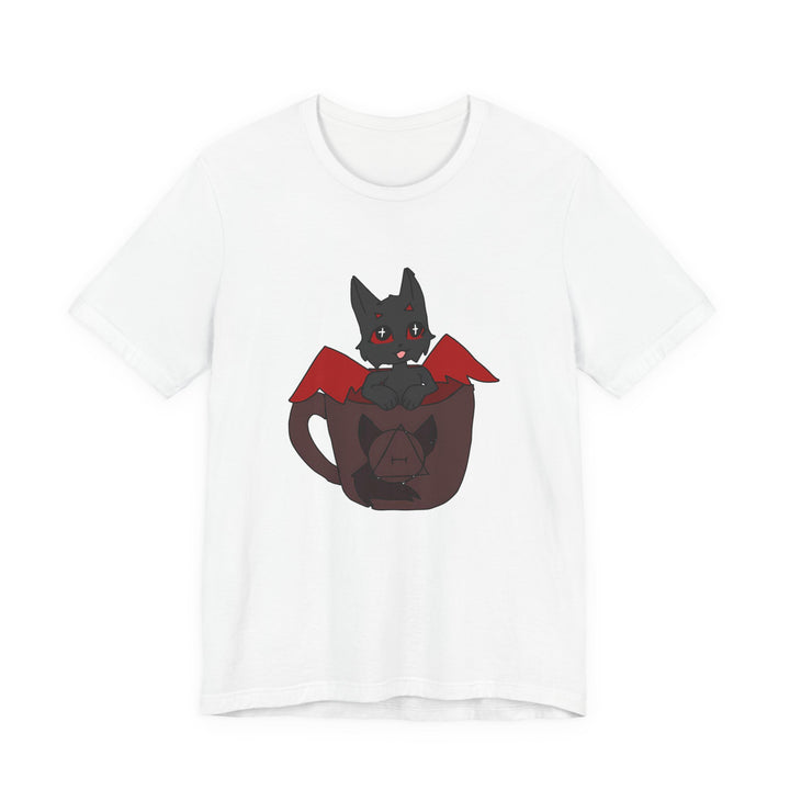 Chi in a Mug T-Shirt – Süßes Fledermaus-Kätzchen in der Kakaotasse