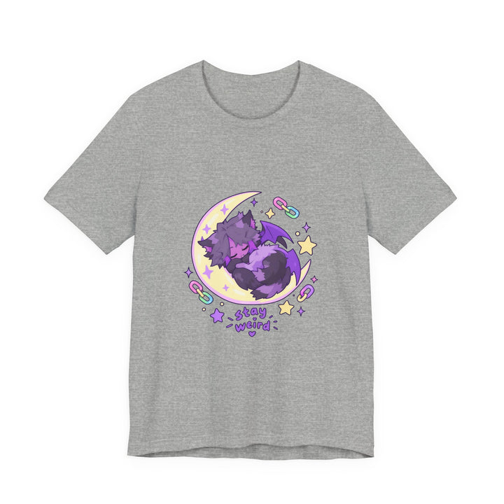 Stay Weird T-Shirt – Schlafendes Fledermaus-Kätzchen auf dem Mond, Pastell