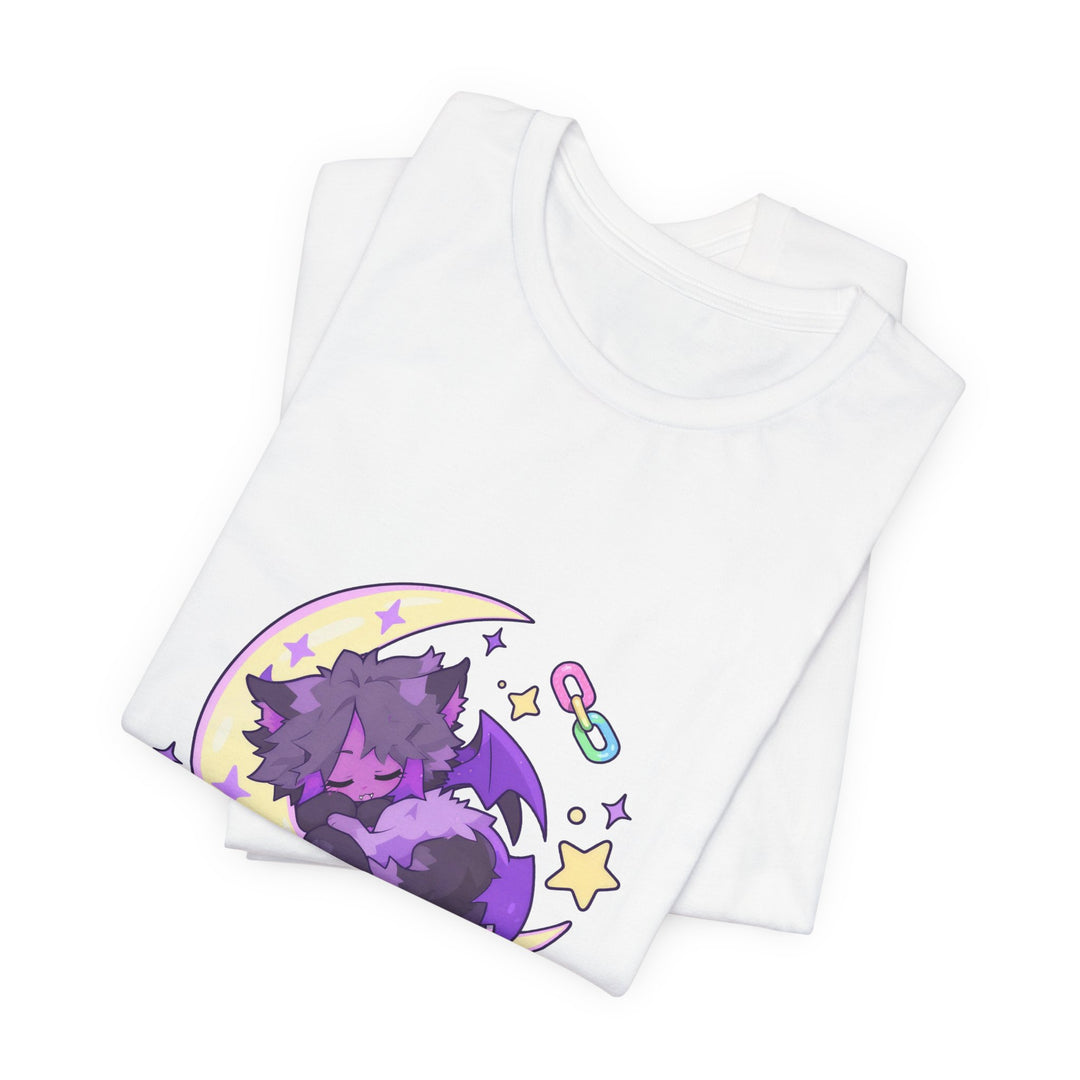 Stay Weird T-Shirt – Schlafendes Fledermaus-Kätzchen auf dem Mond, Pastell